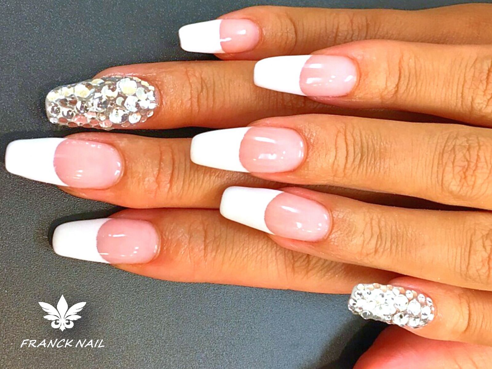 フランクネイル水道橋店