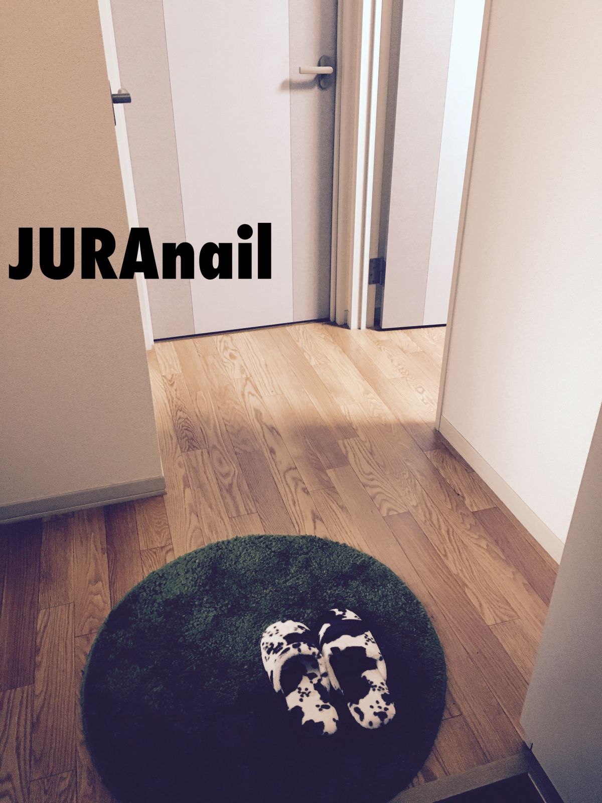 ◆右側のお部屋がネイルスペースになります◆