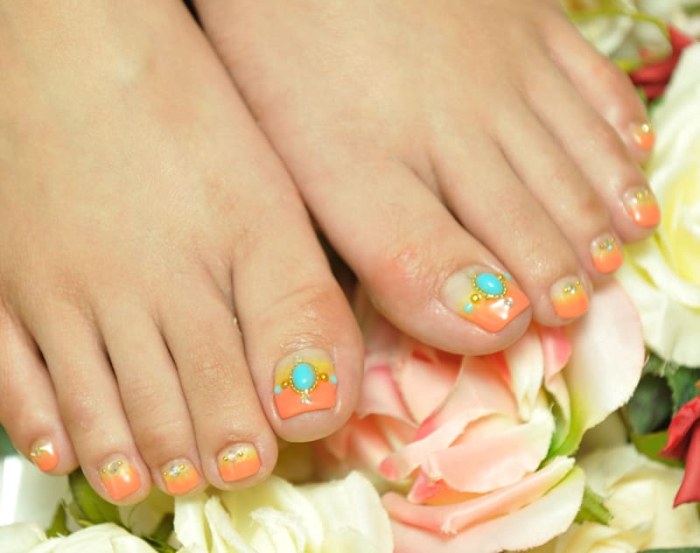 Nail & Foot J-ark