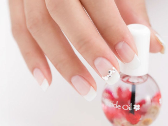 Nail  Manicia