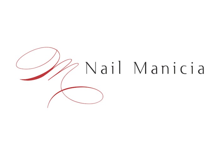 Nail  Manicia