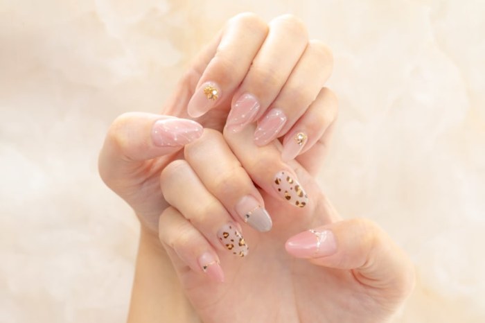 gratify +rest NAIL