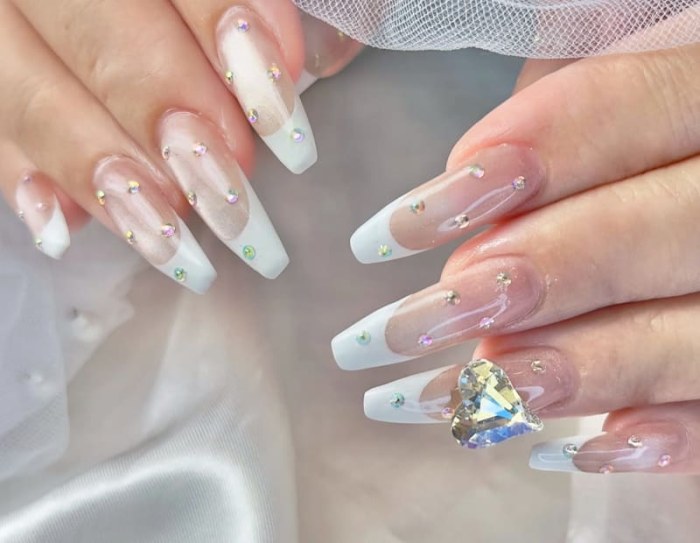 Nailsalon Queen【ネイルサロンクイーン】