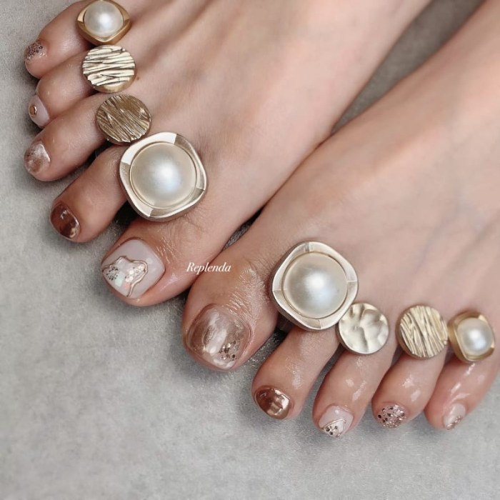 NAILSALON&SCHOOL REPLENDA