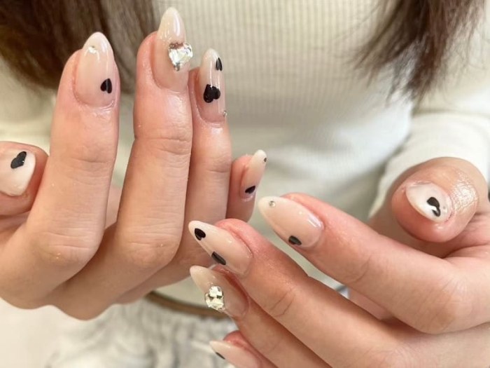 ネイルサロン Zina nail 大阪茨木【パラジェル/フィルイン導入】