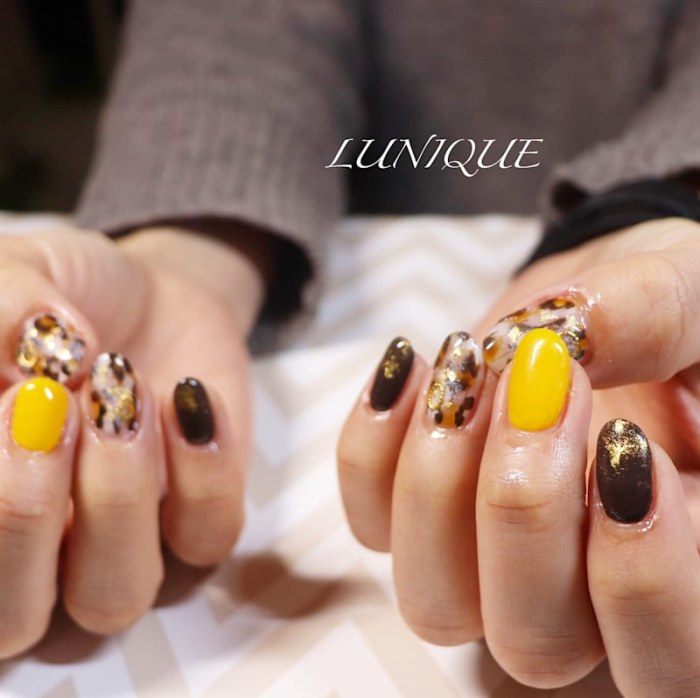 nail LUNIQUE