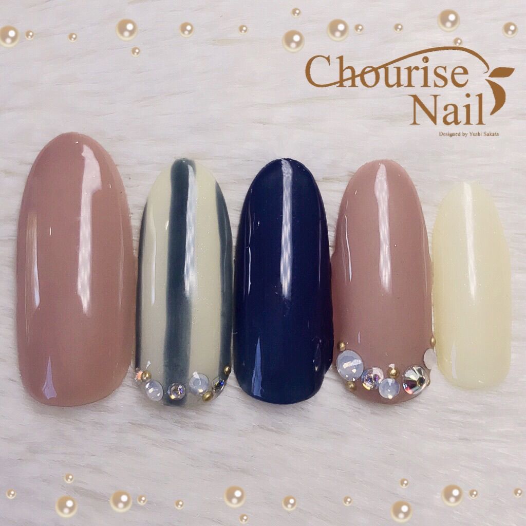 Chourise Nail