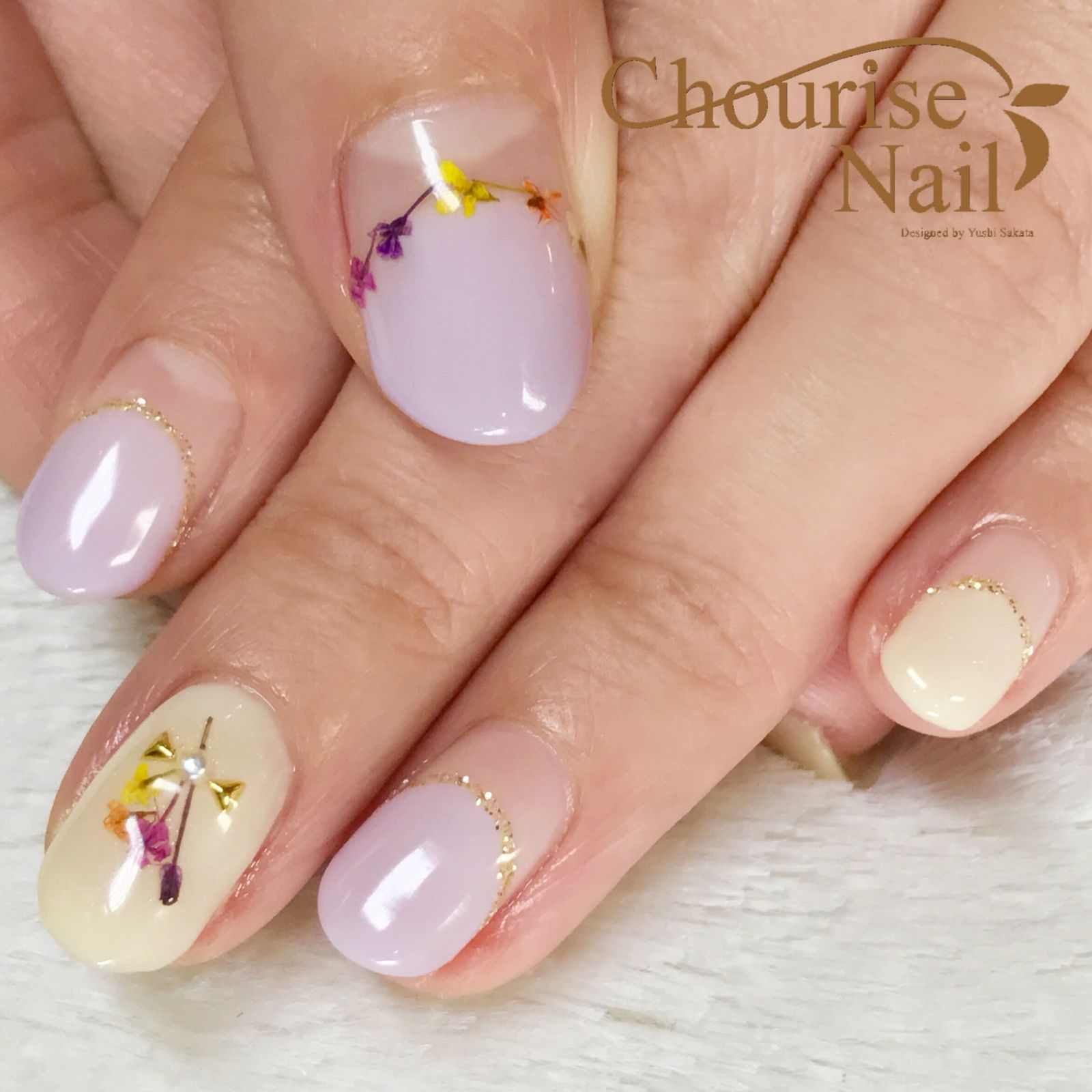 押し花ネイルもじわじわ人気上昇中♡