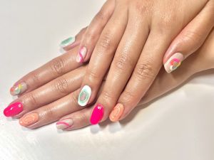 ネオンニュアンスネイル - Megumi Nail