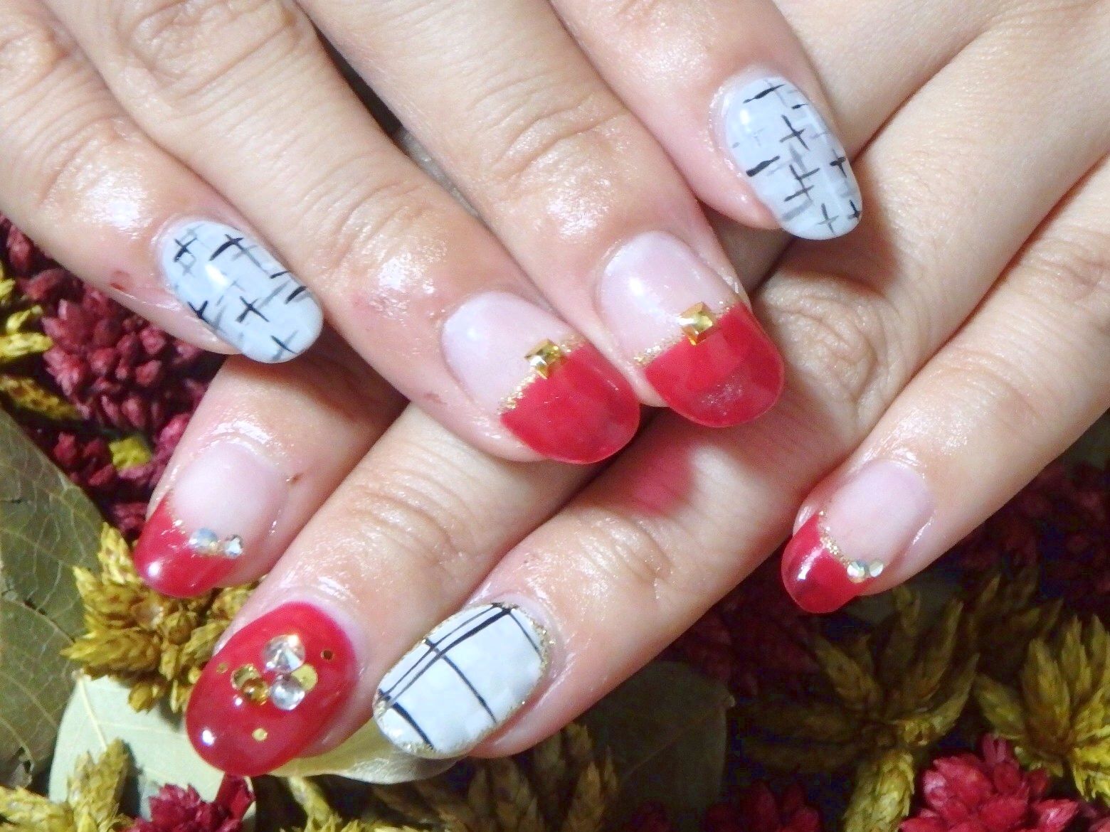 ツイードに、チェック。
冬に人気なデザインを豊富に扱っております＾＾