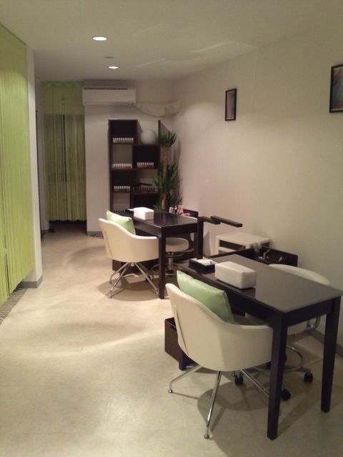 落ち着いた店内