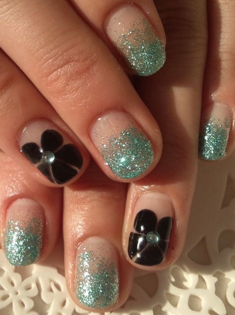 nail salon hitotohito