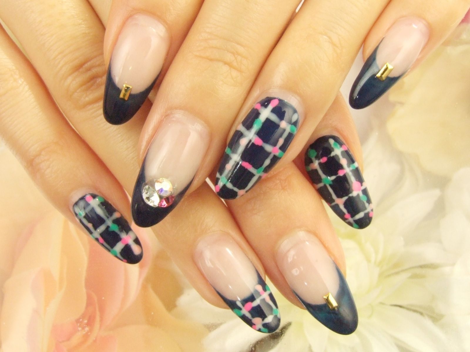 銀座NAIL　～ギンザネイル～