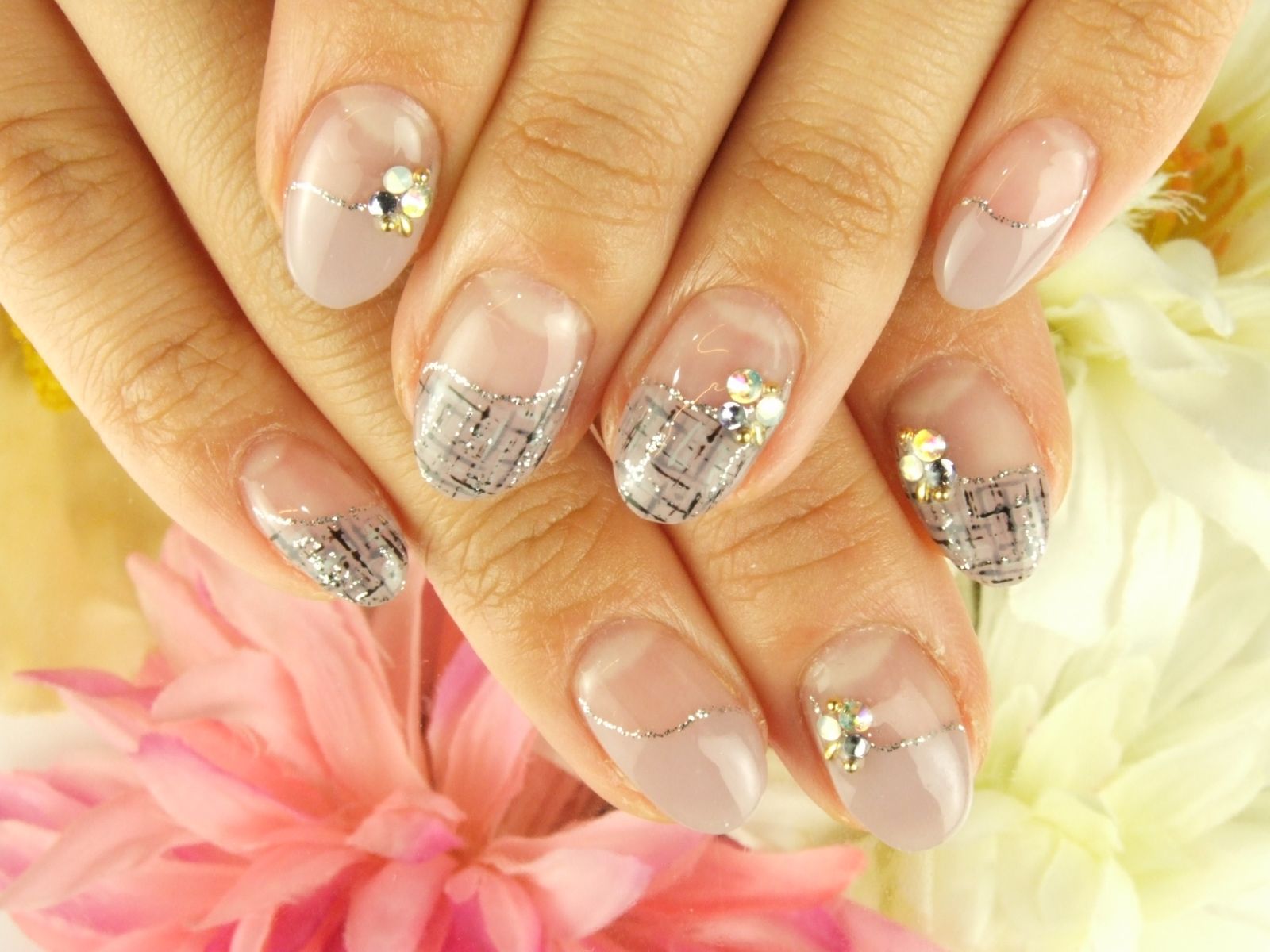 銀座NAIL　～ギンザネイル～