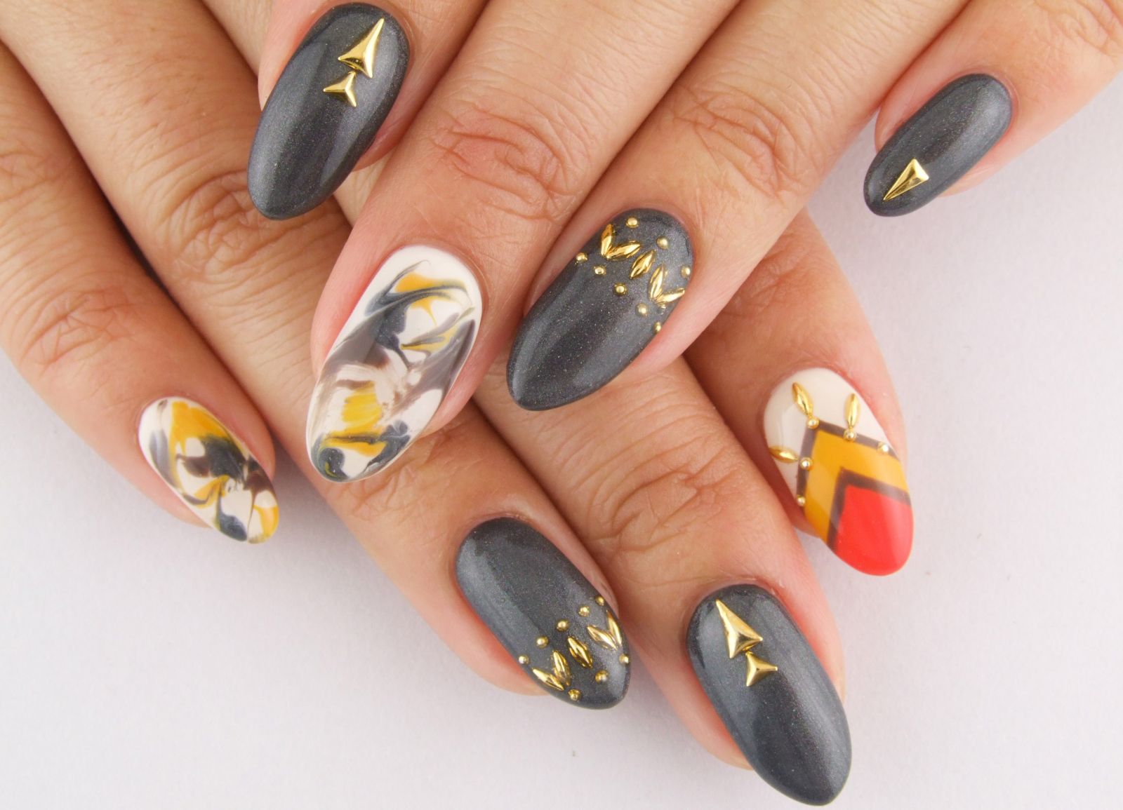 銀座NAIL　～ギンザネイル～