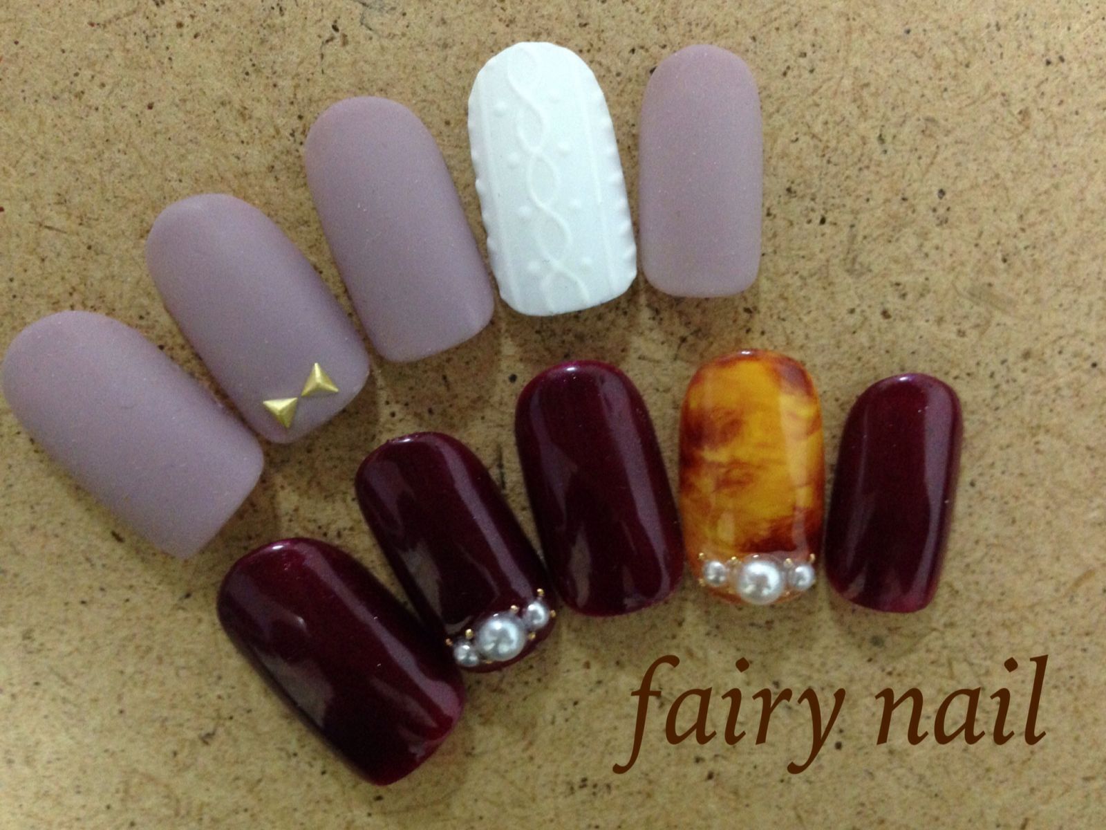くすみピンクとボルドーのマット×ニット柄とべっ甲 - fairy nail アズーリ店
