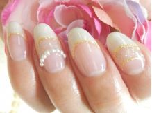 華やかな贅沢パールネイル☆是非ホワイトで! - jolinail
