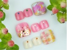 フットのピンク×水彩フラワーのチップ見本 - Posh Nail
