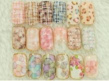 パステルのツイード柄と花柄のサンプルチップ - NAIL SALON M